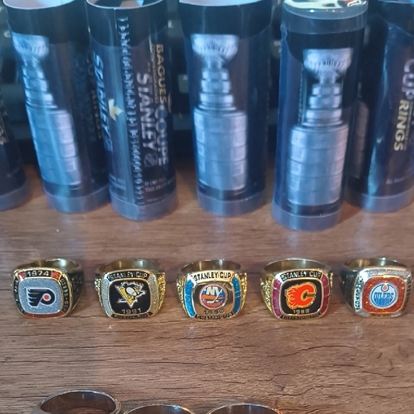 Complete Molson Canadian Stanley Cup Championship Ring Set (20 Rings) - Picture 2 of 16